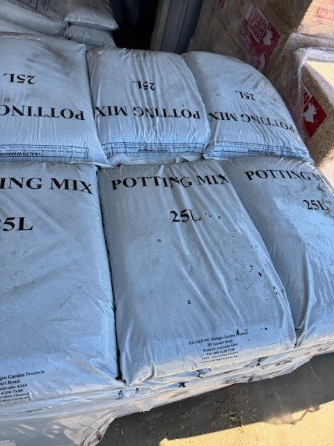 PROFESSIONAL BASE POTTING MIX RICHGRO 25LT