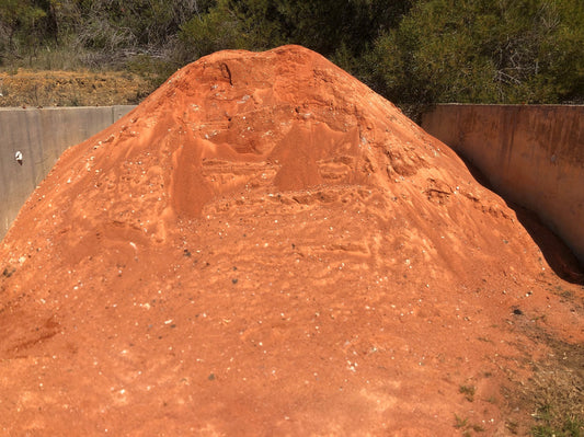 RIVER / FILL SAND RED (PER SCOOP)
