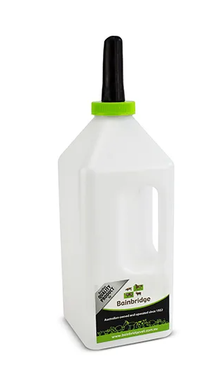 BOTTLE CALF FEEDER WITH VALVE [Size:2 litres]