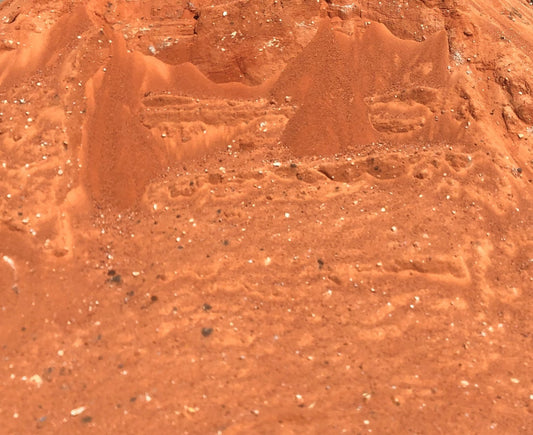 RIVER / FILL SAND RED (PER SCOOP)